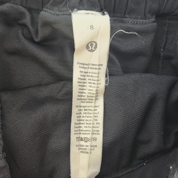 Lululemon Hotty Hot Black Shorts 4" Inseam Size 8 - Picture 4 of 13
